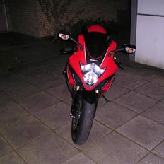 Suzuki GSXR 1000 K6