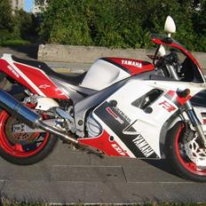 Yamaha FZR EXUP 1000