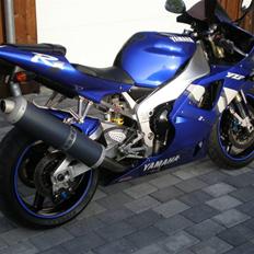 Yamaha Yzf R1 