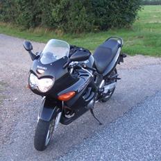 Suzuki GSX 600 F  SOLGT