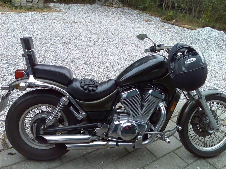 Suzuki Intruder vs 700 billede 1