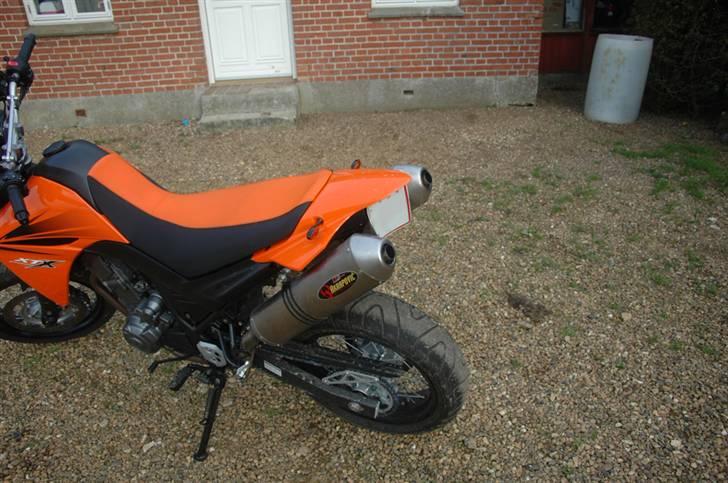 Yamaha XT660X SOLGT - Nye potter og "Modified bagende"  billede 20