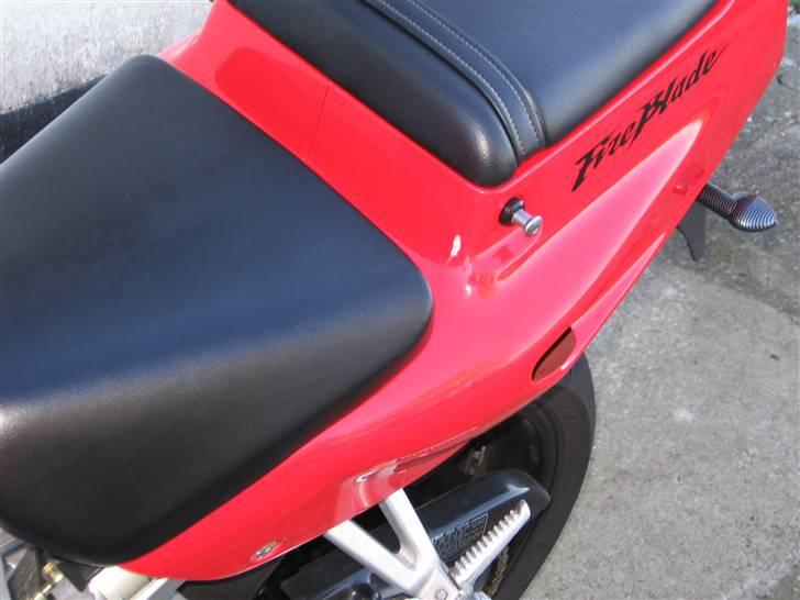 Honda cbr 900 rr (solgt)  - Eneste skræmme jeg har kunne finde. billede 10