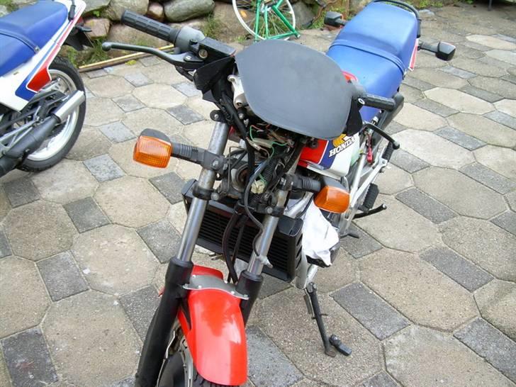 Honda 250 F mvx ( SOLGT ) billede 5