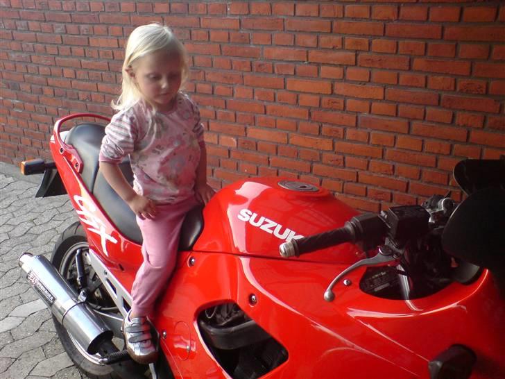 Suzuki GSX600F - tror nu også min niece vil prøve.. billede 9