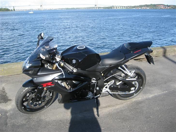 Suzuki Gsxr-600 k7 "SOLGT" billede 2