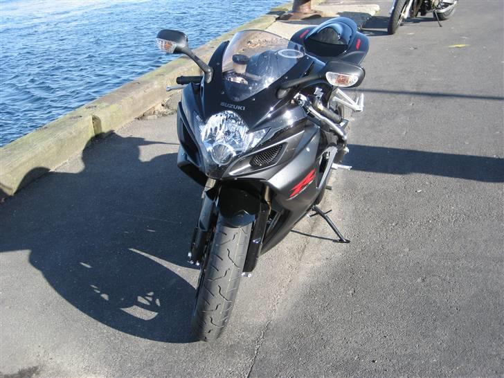 Suzuki Gsxr-600 k7 "SOLGT" billede 5