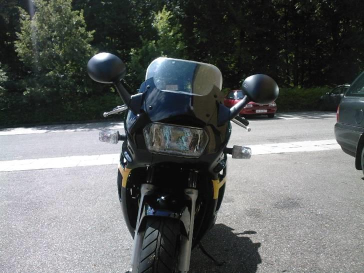 Suzuki GSX 600 F solgt. billede 2