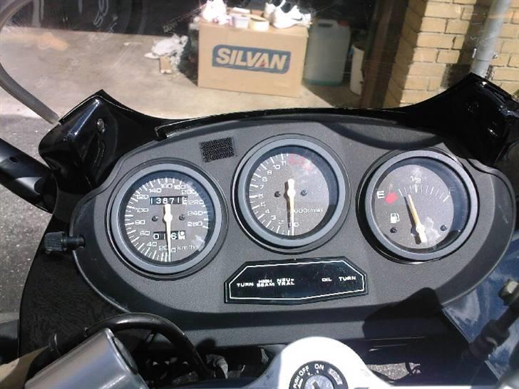 Suzuki GSX 600 F solgt. billede 6