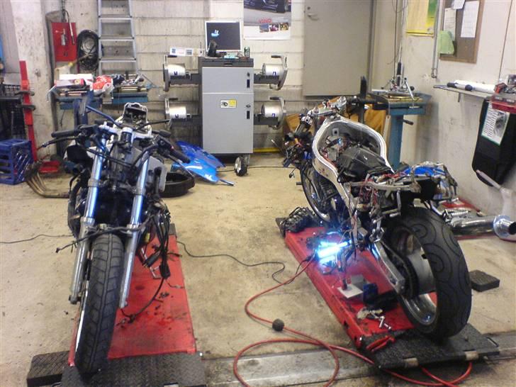 Yamaha fzr 750r billede 9