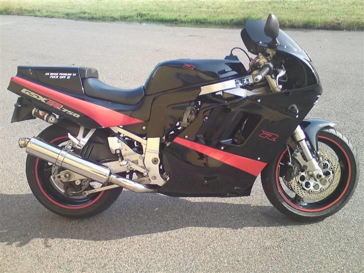 Suzuki GSXR 750 K7SP1 Rebuild (Solgt) - De nye stafferinger og rimstripes, makeover nummer 2. billede 2