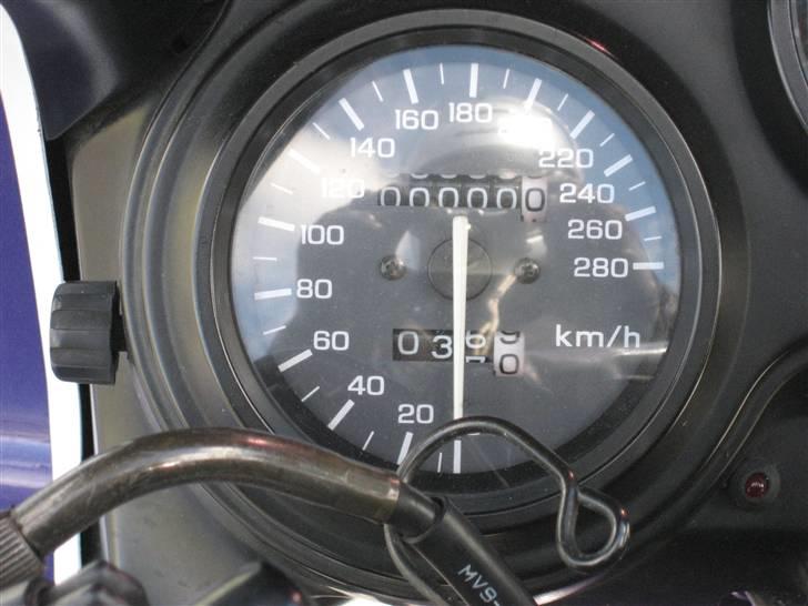 Honda CBR 600 F2 - Jubiii..... den gamle dame har nu kørt 100.000km på 14 år....  Så man jo se om det ikke kan blive til 100k mere.... billede 11