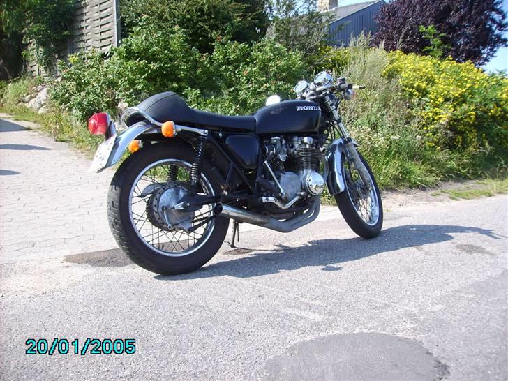 Honda CB 550 F *Solgt* billede 3