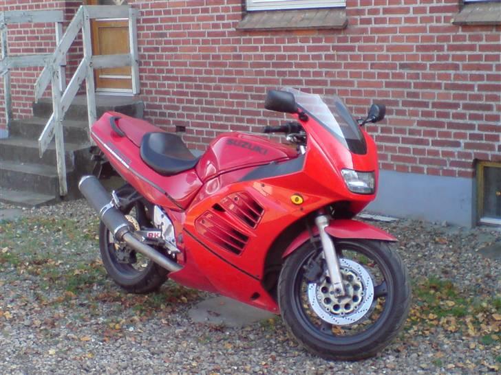 Suzuki RF600R billede 1