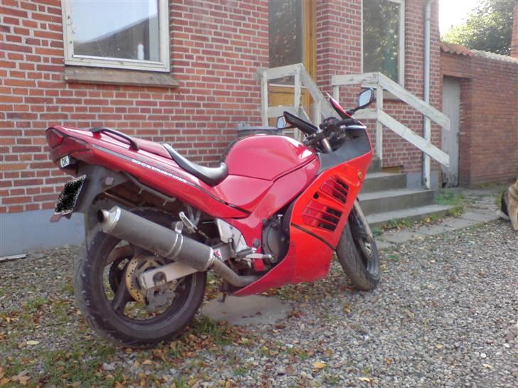 Suzuki RF600R billede 3
