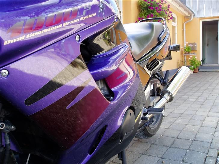 Honda CBR 1000F (SOLGT) - Nypudset? billede 14