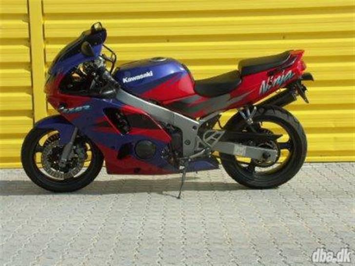 Kawasaki ZX6R billede 3