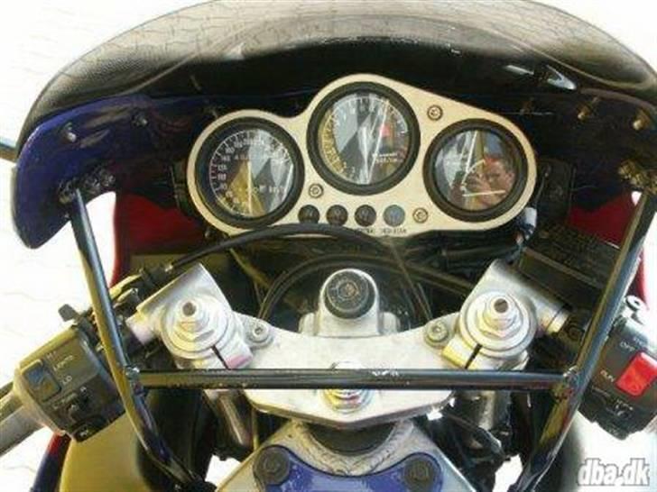 Kawasaki ZX6R billede 4