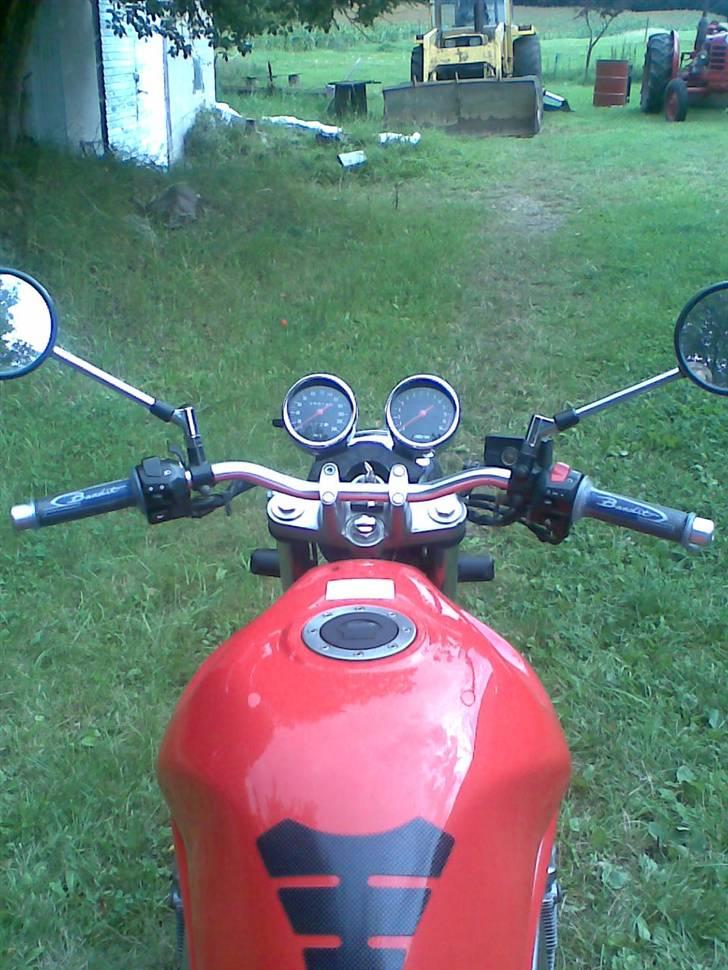 Suzuki gsf 600N bandit**solgt** billede 2