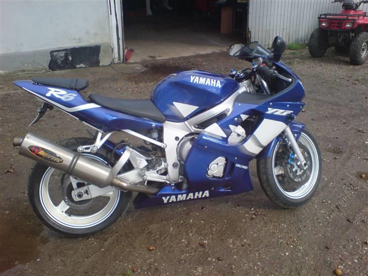 Yamaha R6 solgt billede 1