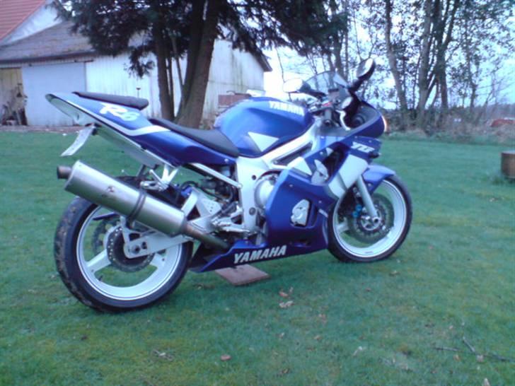 Yamaha R6 solgt billede 2