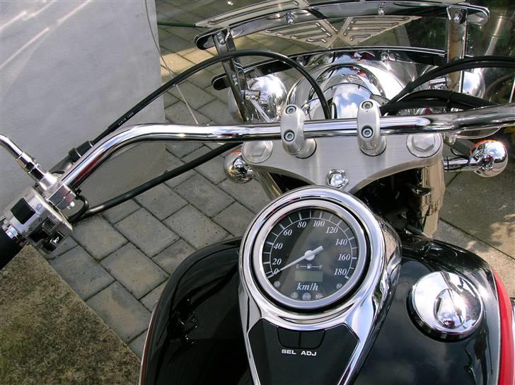 Suzuki Intruder Volusia billede 6