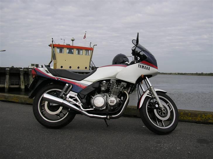 Yamaha XJ750f (Solgt) - Ved Egholmsfærgen billede 12