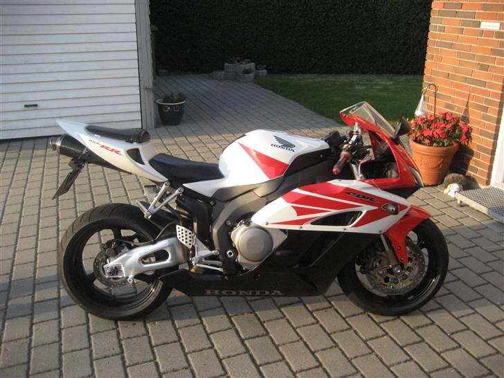 Honda CBR1000RR (Solgt) billede 19