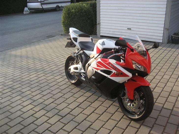 Honda CBR1000RR (Solgt) billede 20