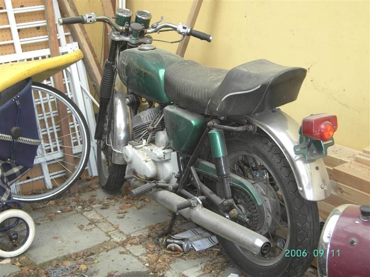 Kawasaki a7 billede 2