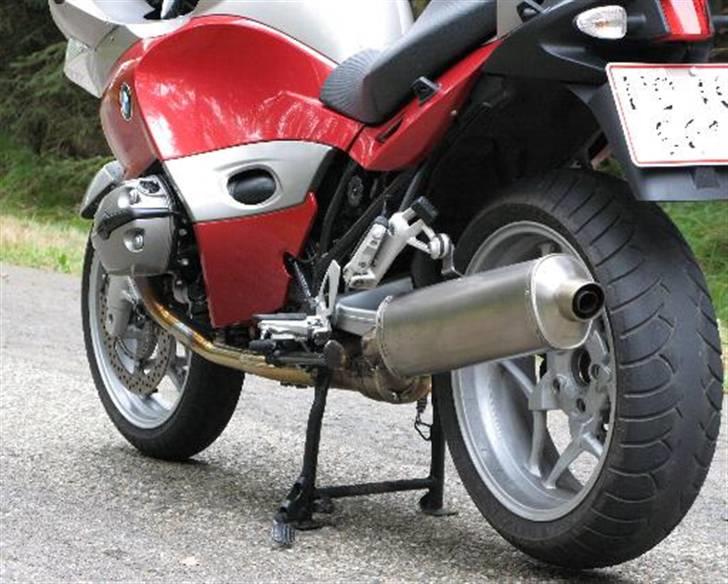 BMW R1200 ST - solgt - - Schnitzer lydpotten tager det meste af den karakteristiske "BMW R-lyd". billede 9