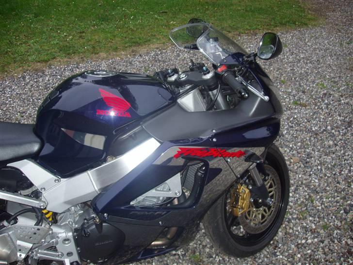Honda CBR 900 RR Fireblade billede 3