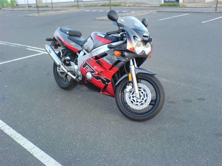 Yamaha FZR 600 US - Solgt billede 6