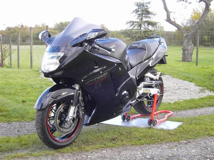 Honda cbr 1100xx blackbird billede 1