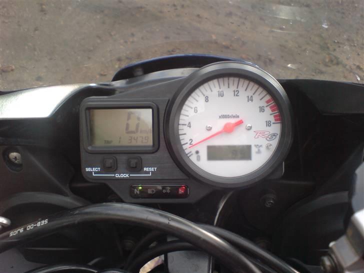 Yamaha R6 solgt billede 10