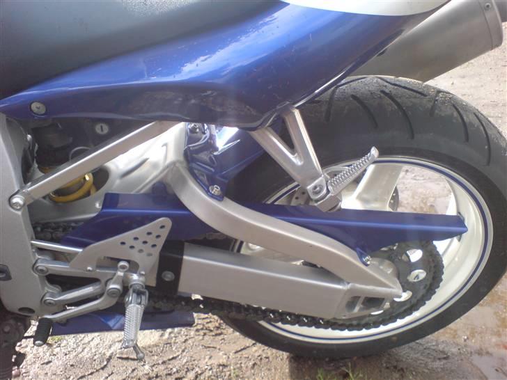 Yamaha R6 solgt billede 15