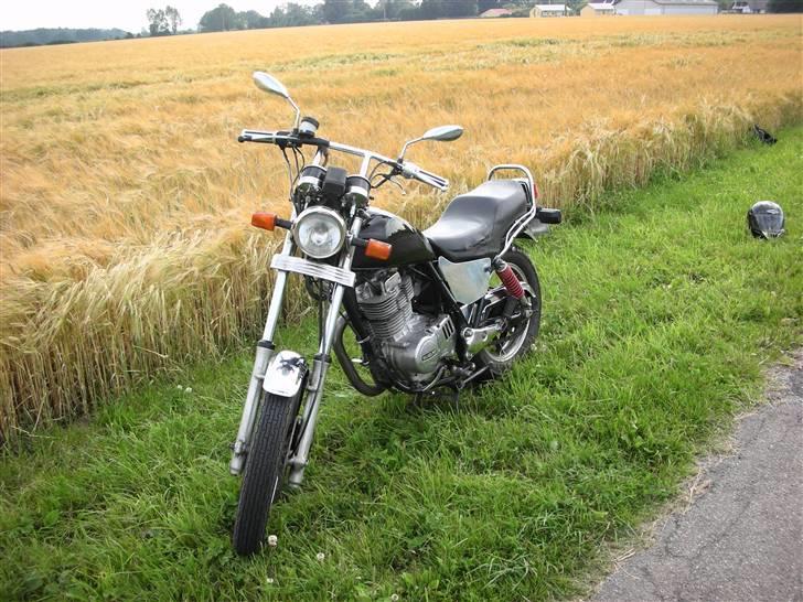 Suzuki GN 400 billede 2