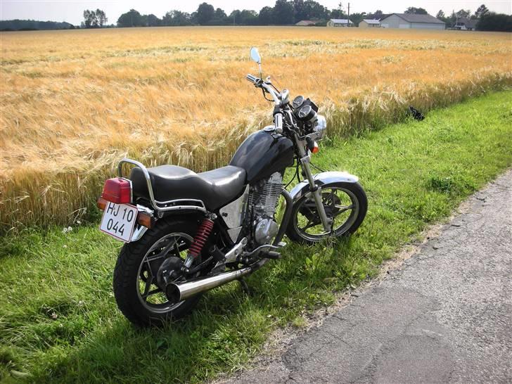 Suzuki GN 400 billede 7