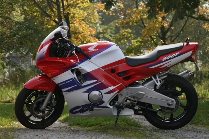 Honda CBR 600 F2 (SOLGT)! billede 11