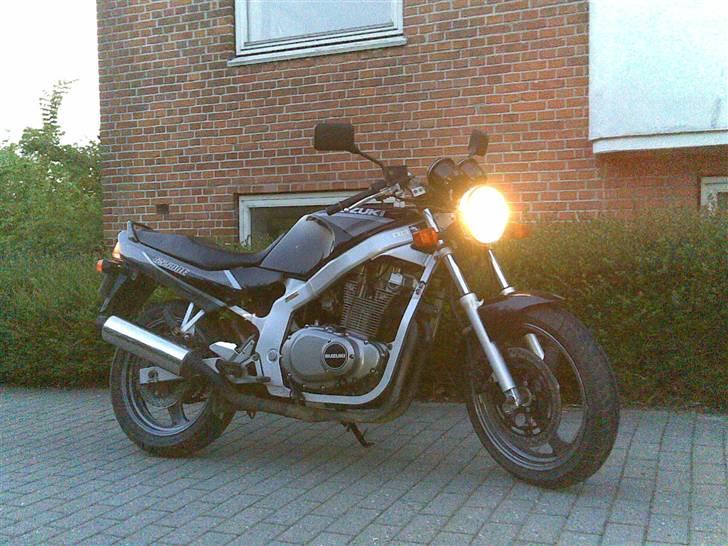 Suzuki GS 500 E billede 1
