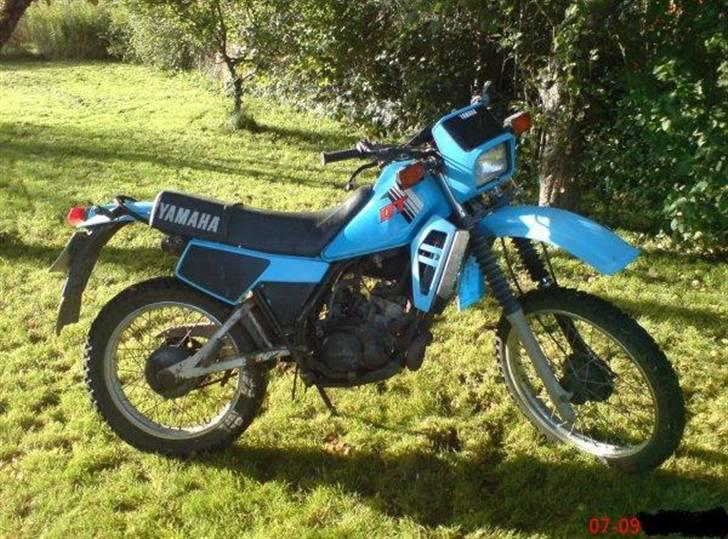 Suzuki gsx-r 400 - Vintercyklen... Yamaha DT 125 ccm billede 7