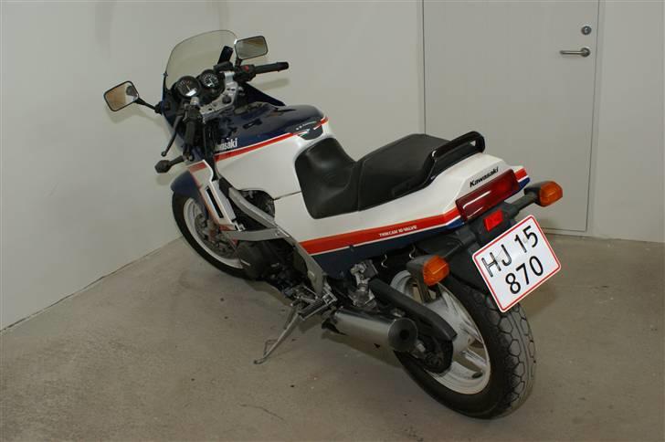 Kawasaki GPZ 600R SOLGT billede 2