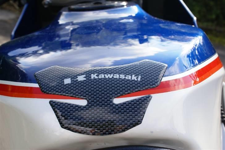 Kawasaki GPZ 600R SOLGT billede 10