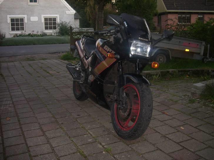 Kawasaki gpz 600r billede 3