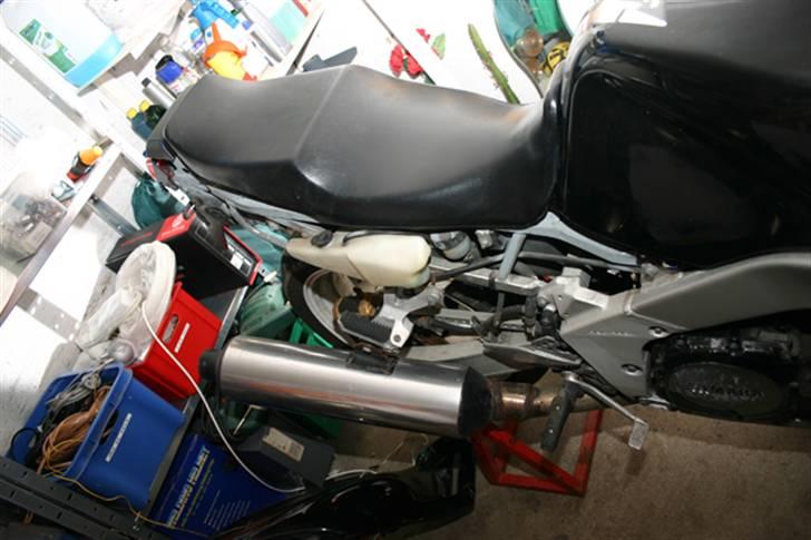 Yamaha FZR 1000 billede 4