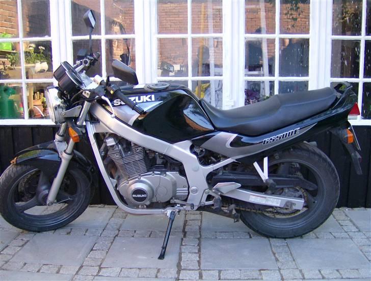 Suzuki gs 500e billede 1