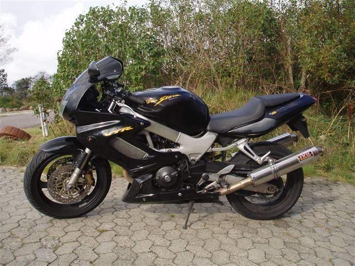 Honda Firestorm billede 2