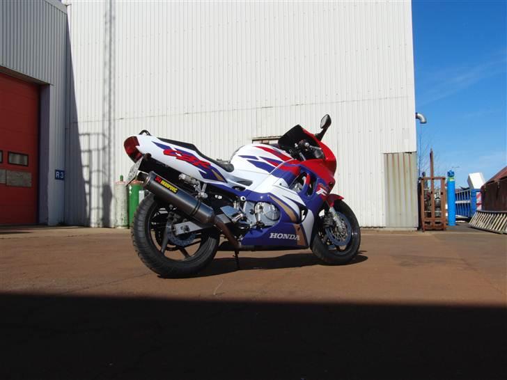 Honda cbr600 f3 billede 3