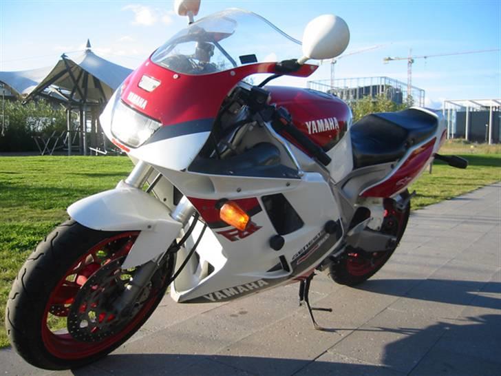 Yamaha FZR EXUP 1000 billede 6