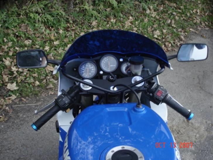 Suzuki gsx r 400 billede 6